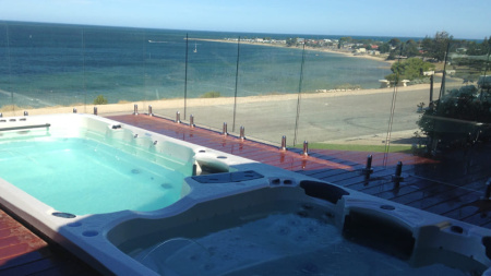 Плавательный спа бассейн Vortex Spas Hydrozone PRO